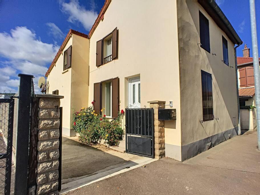 L'Hirondelle Du Faubourg Villa Bar-sur-Aube Exterior photo